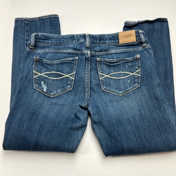 ABERCROMBIE AND FITCH Blue Distressed Jeans Size 6 W28 - Picture 6 of 6